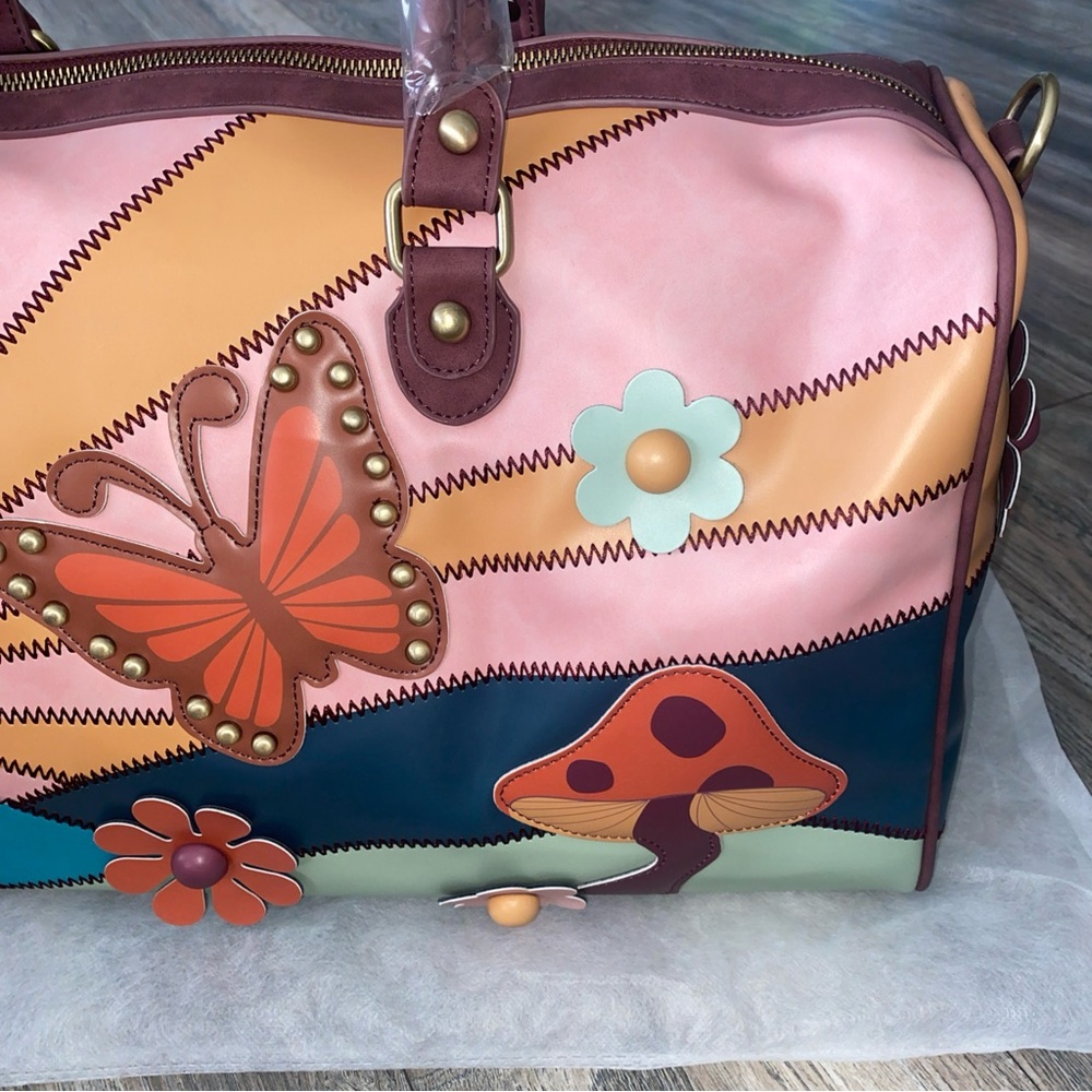 Dolls Kill Sunshine Boho Butterfly 70s Hippie Festival Weekender Crossbody New - Picture 2 of 11